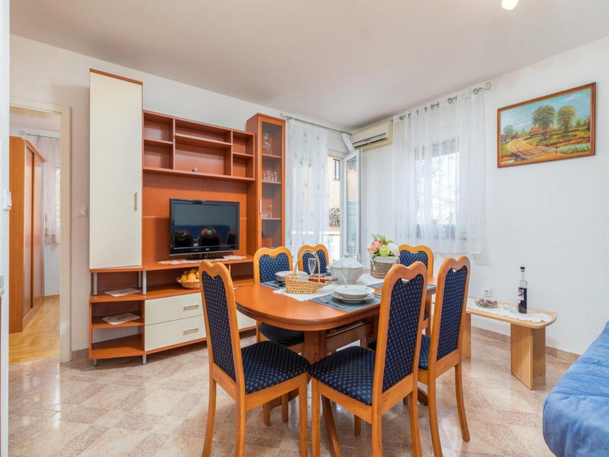Apartment Dana Fazana Ngoại thất bức ảnh