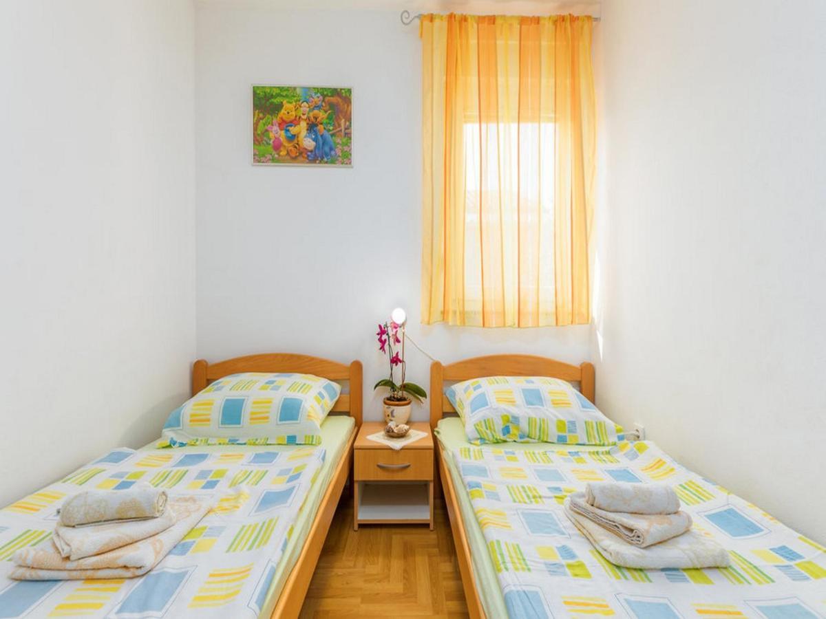 Apartment Dana Fazana Ngoại thất bức ảnh